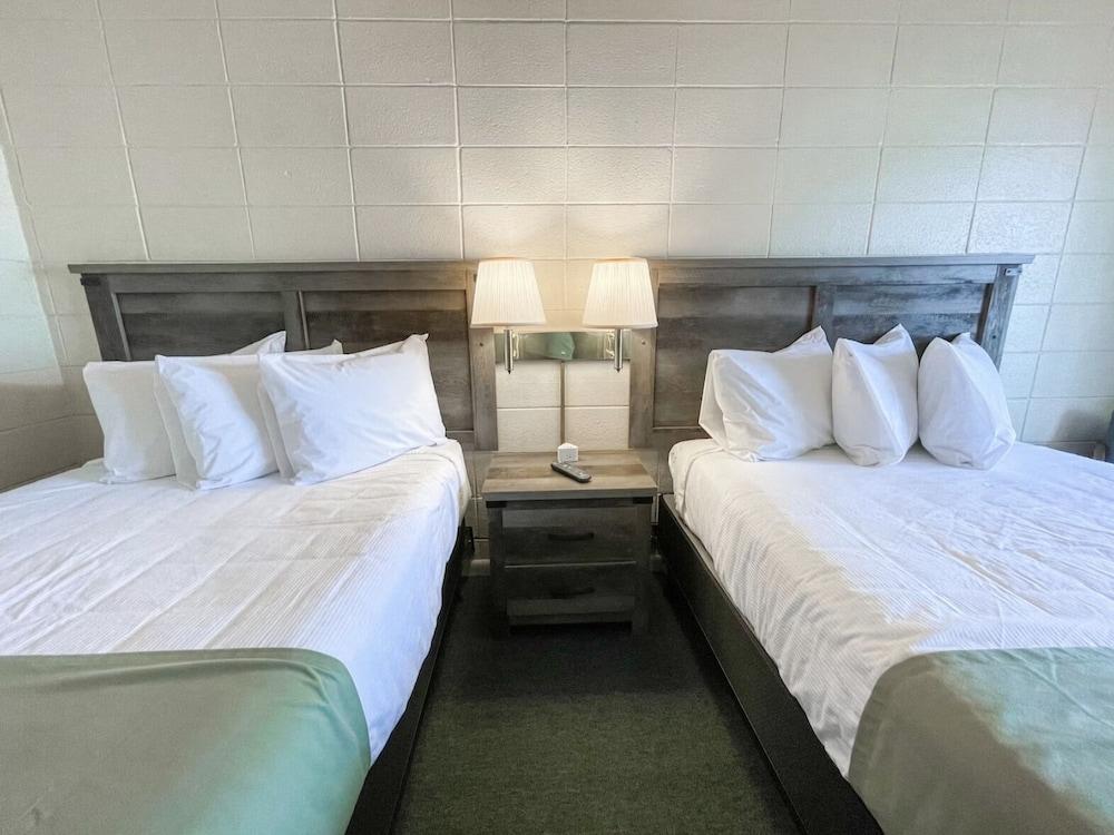 The Grand Regal Resort