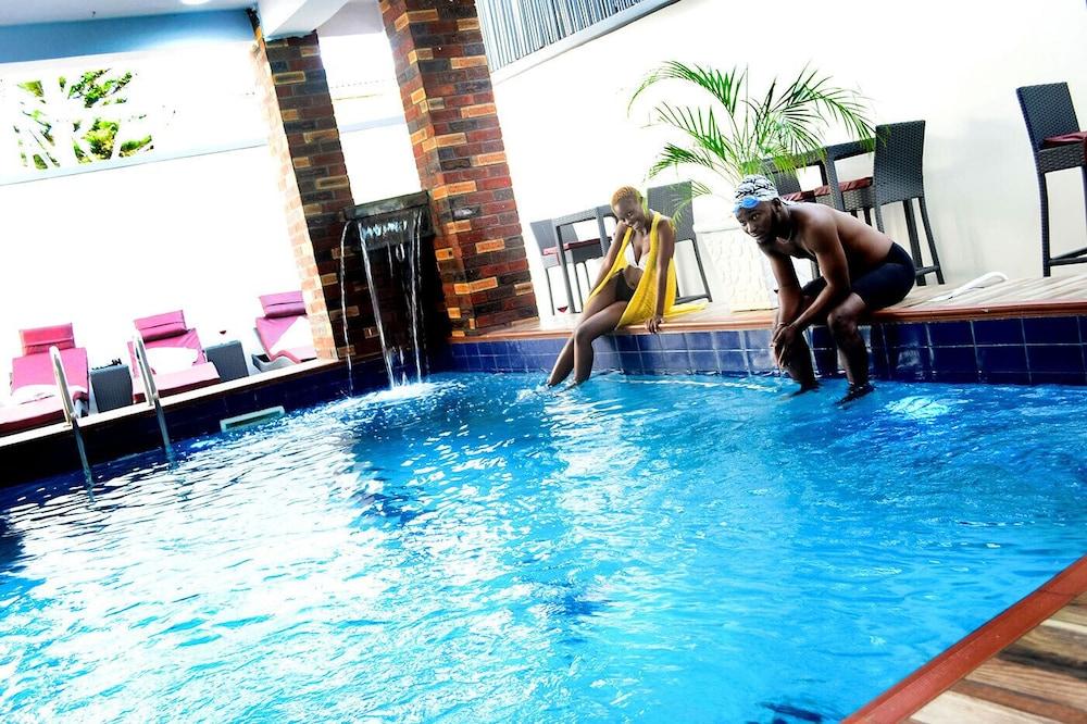 GRACIAS HOTEL AND SUITES