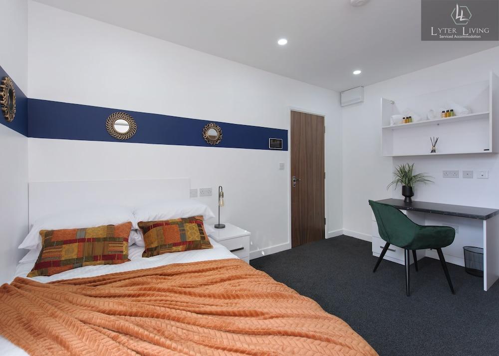 Leicester's Lyter living Serviced apartments Opposite Leicester Railway Station