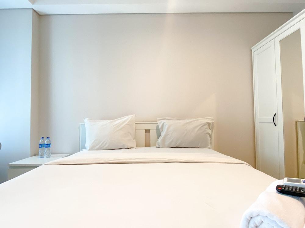 Good Deal And Elegant Studio Tamansari Iswara Apartment