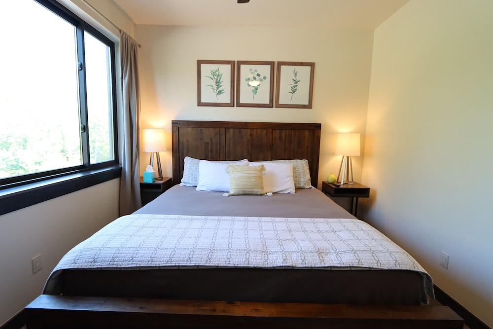 Arrow Luxury Rooftop Shopping and More!