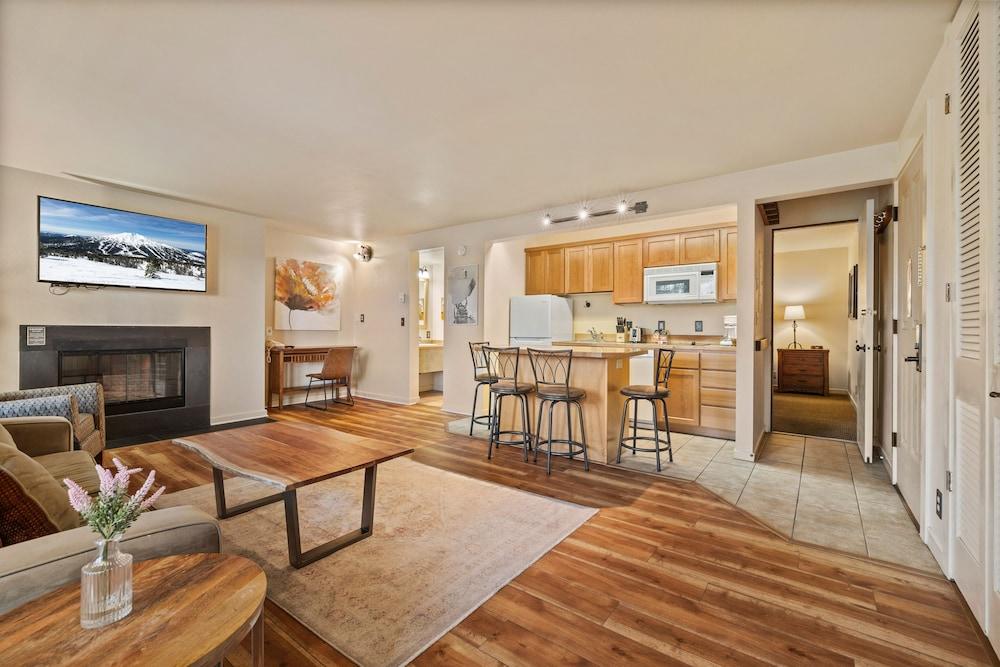 Cascade Mountain Oasis