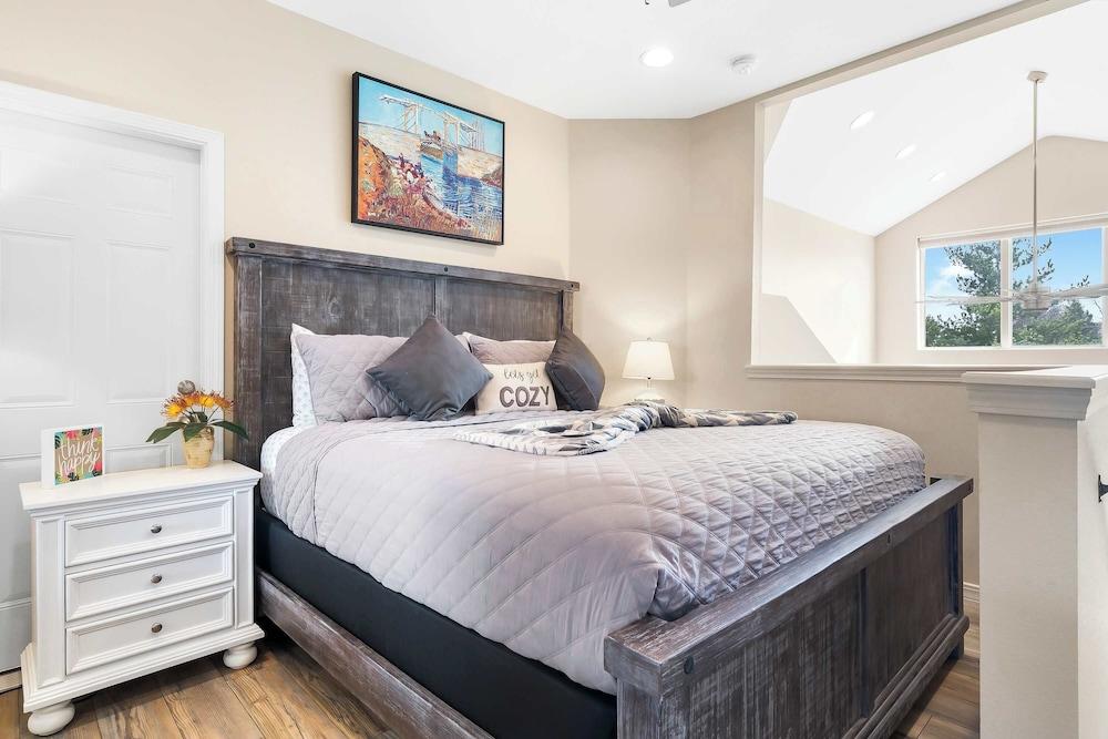 Bchillin Retreat on Table Rock Lake