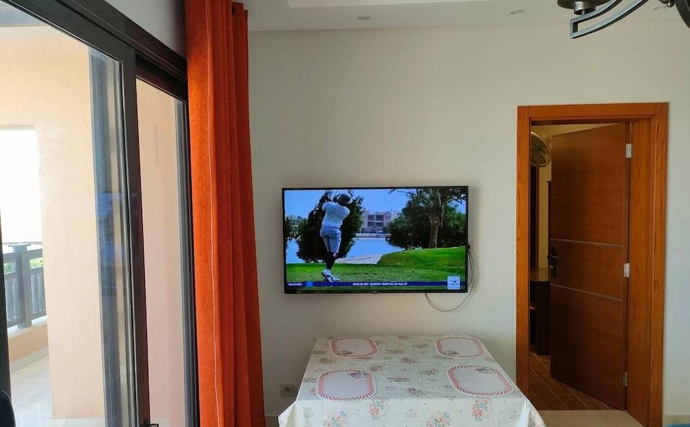 luxury half villa sea view team