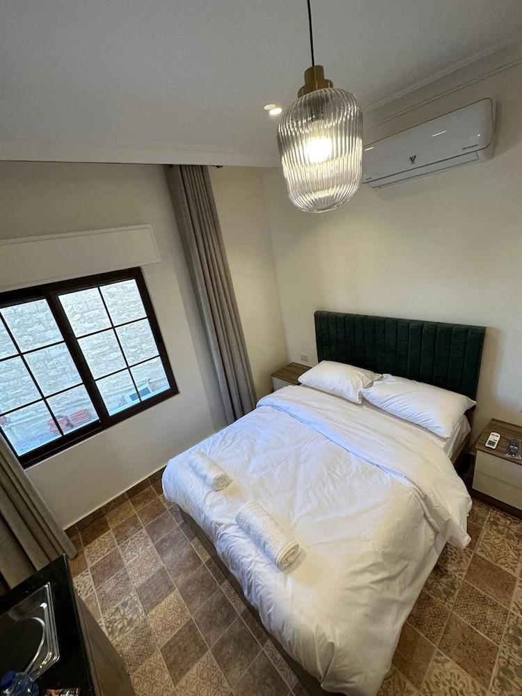 7 Antica Jabalal-lwebdeh