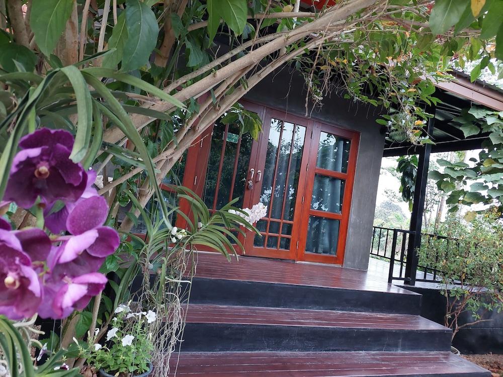 Tung Na Pa Suan Farmstay