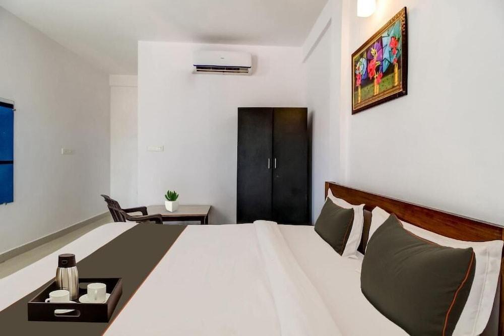 Aqua Wave by YogiTree Hotels