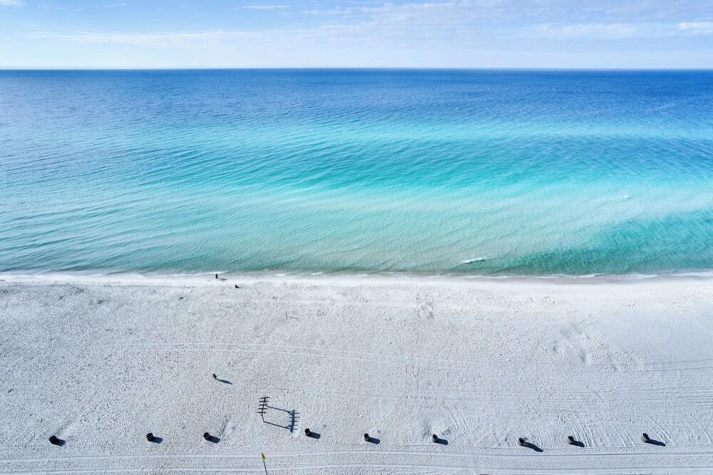 PCB Condo w/ Resort Amenities & Ocean Views