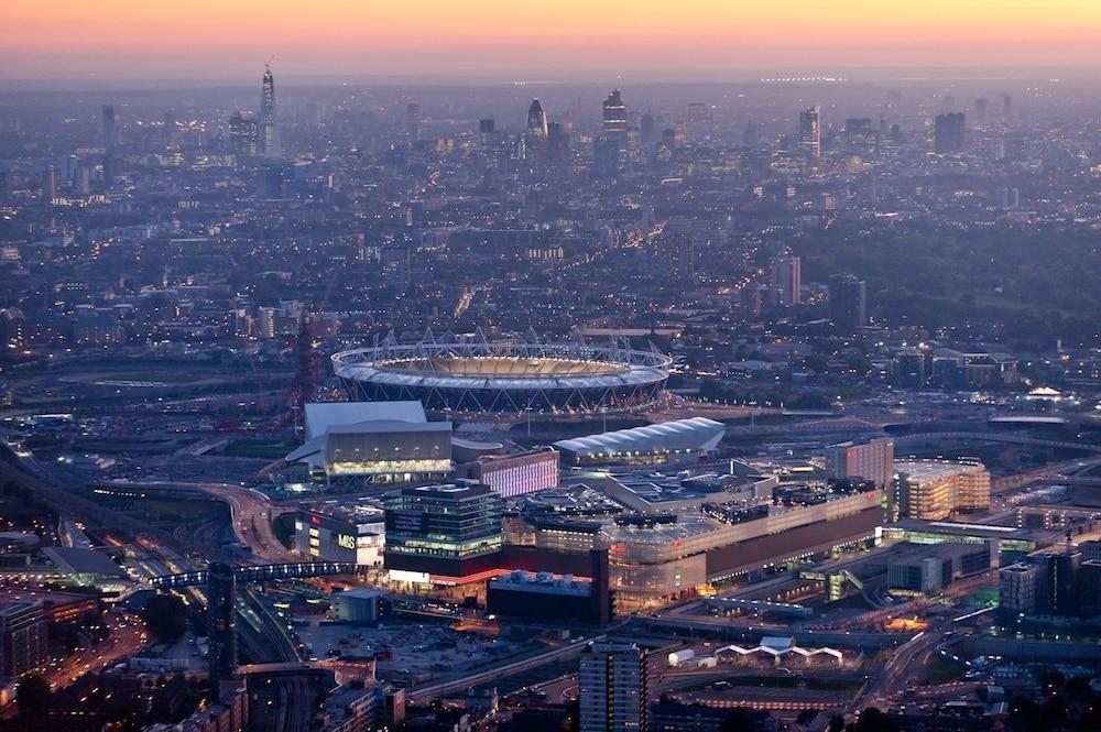 The Railway Tavern Hotel