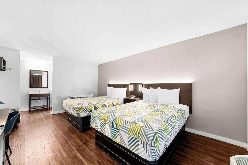 Studio 6 Port Lavaca, TX