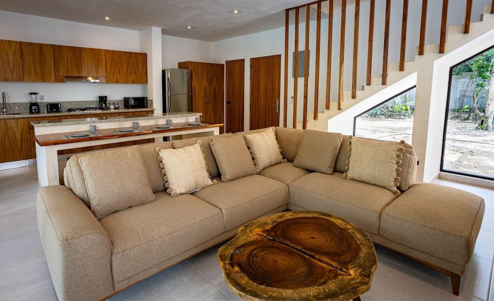 Villa Ek Balam Resort Pool AC Fast Internet