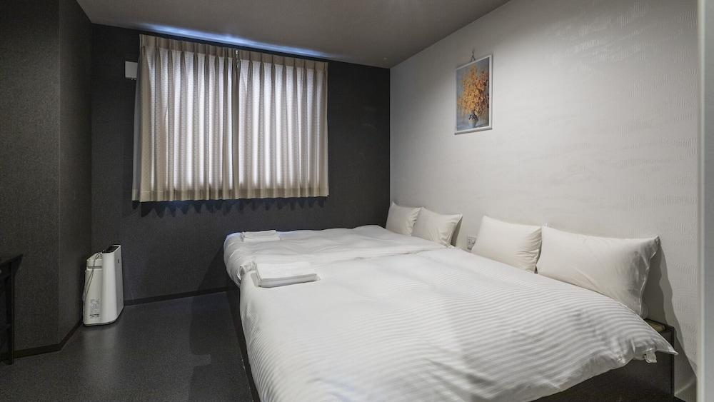 Tabist OSAKA PORT HOTEL L'ESPOIR