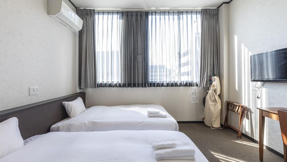 Tabist OSAKA PORT HOTEL L'ESPOIR