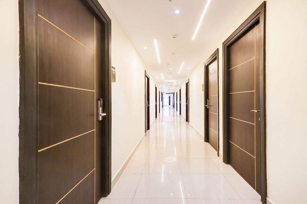 Fabhotel Prime Ravila Grand