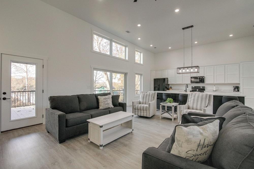 Bright Cotter Vacation Rental w/ White River Views