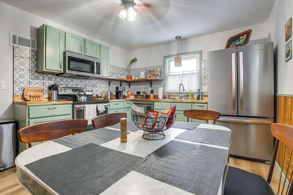 Pet-friendly Hiawatha Retreat w/ Private Yard!