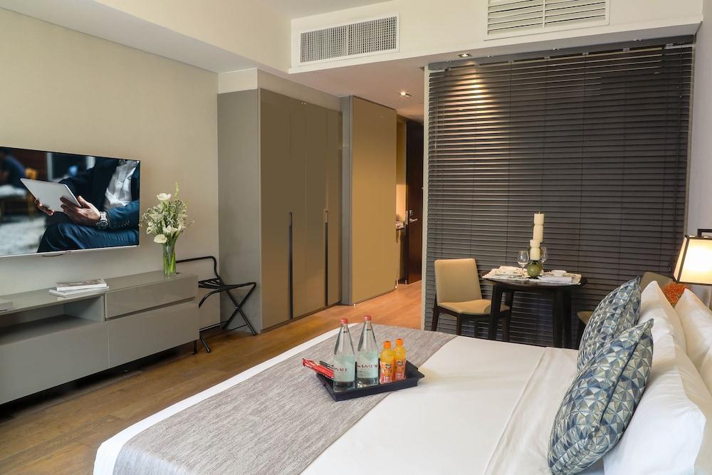 Oakwood Makati Avenue