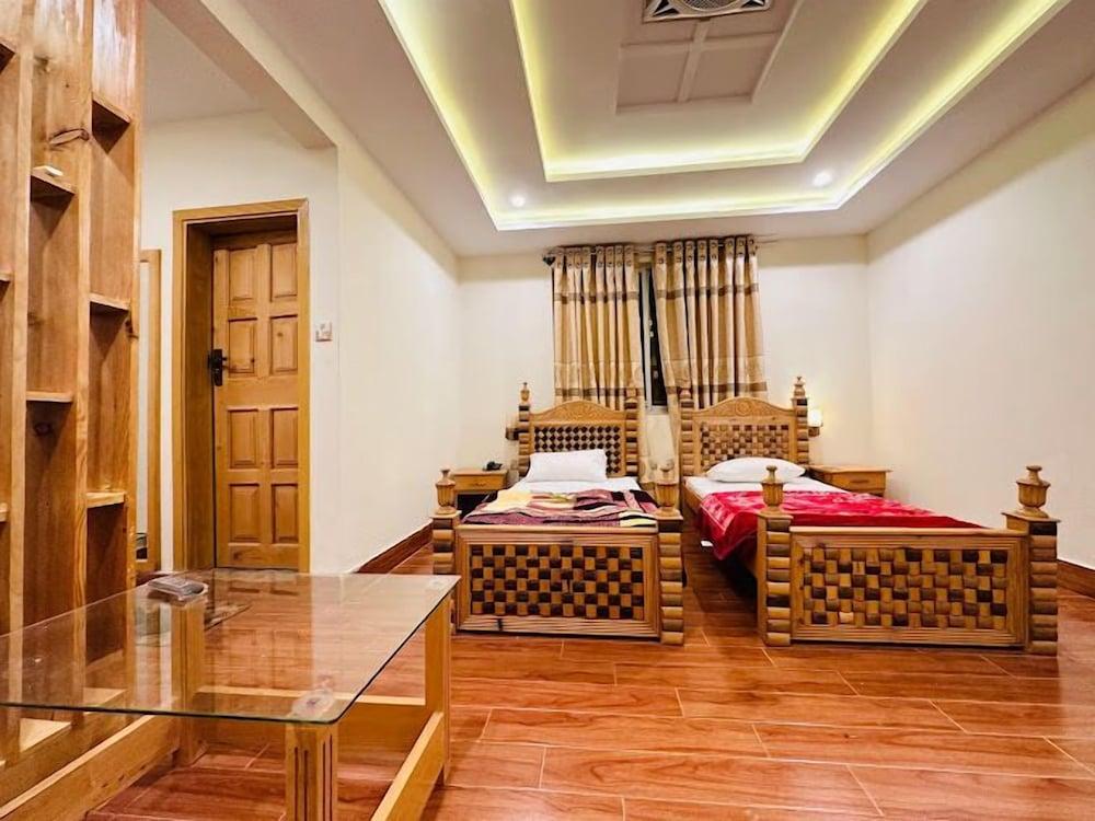 Rock And Green Hotel