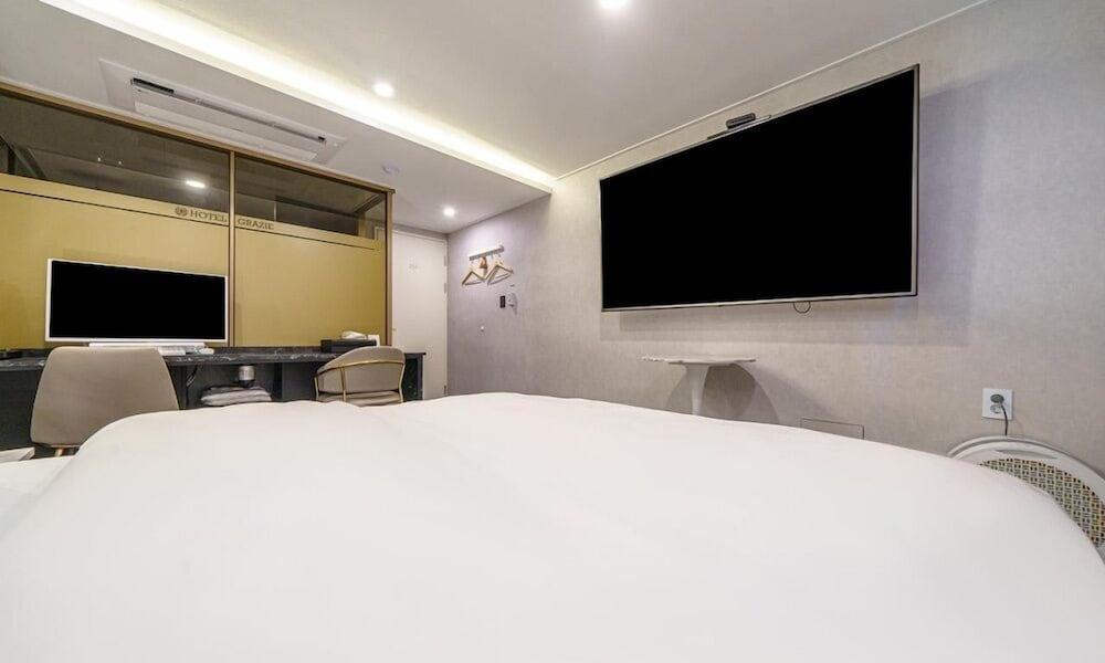 Paju Geumchon Grache