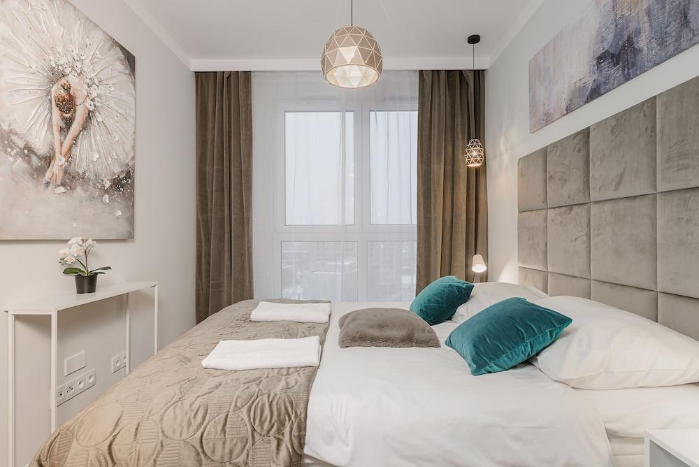 Mokotów Domaniewska 47a