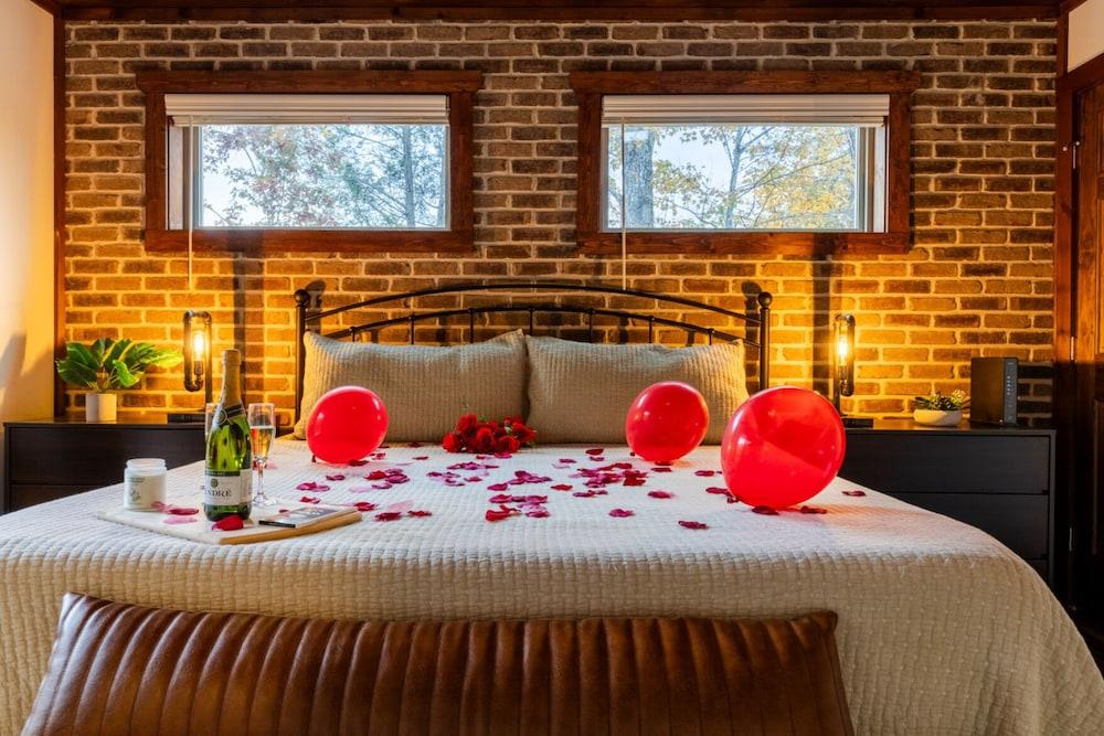 Escape to Elegance by Ghosal Luxury Lodging