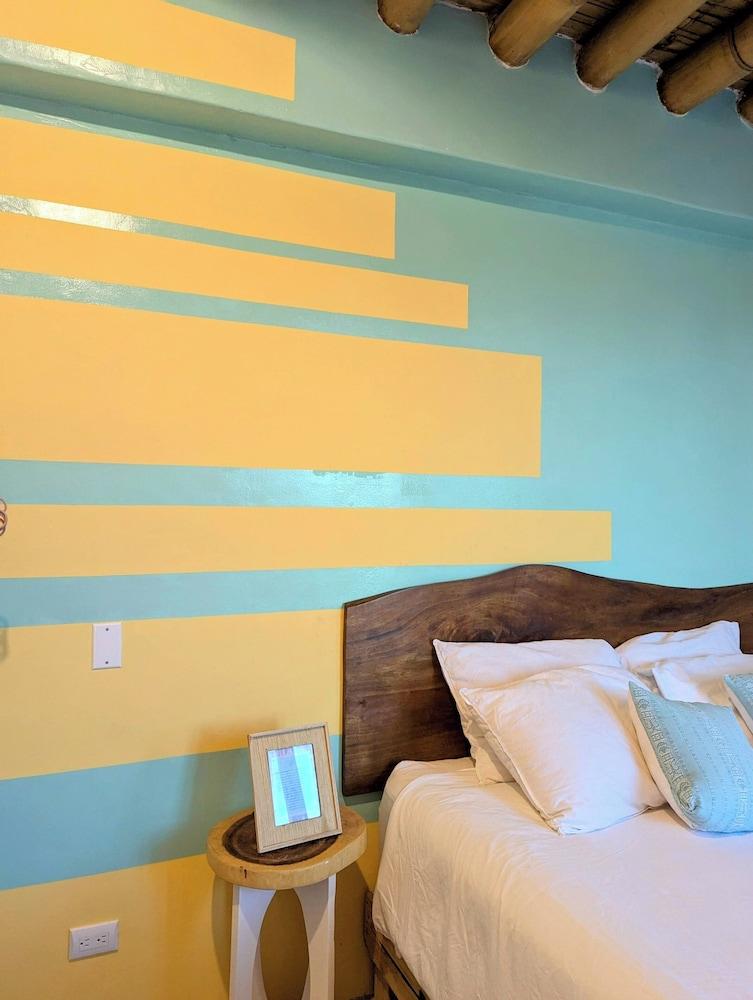 Wander Boutique Hotel