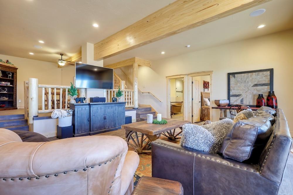 Game Room + Views: Angel Fire Escape