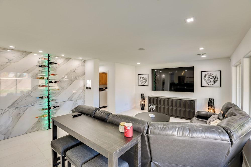 7 Mi to State Farm Stadium: Family Home w/ Pool