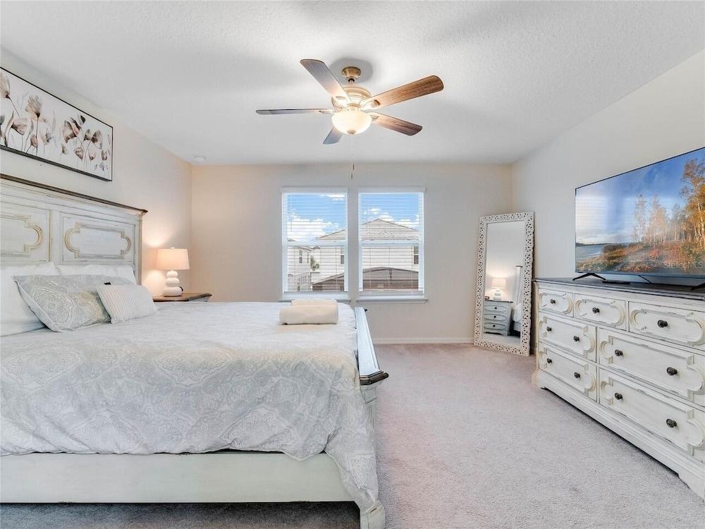 5 Bed Bliss At Solterra By Shine Villas 121 5 Bedroom Villa