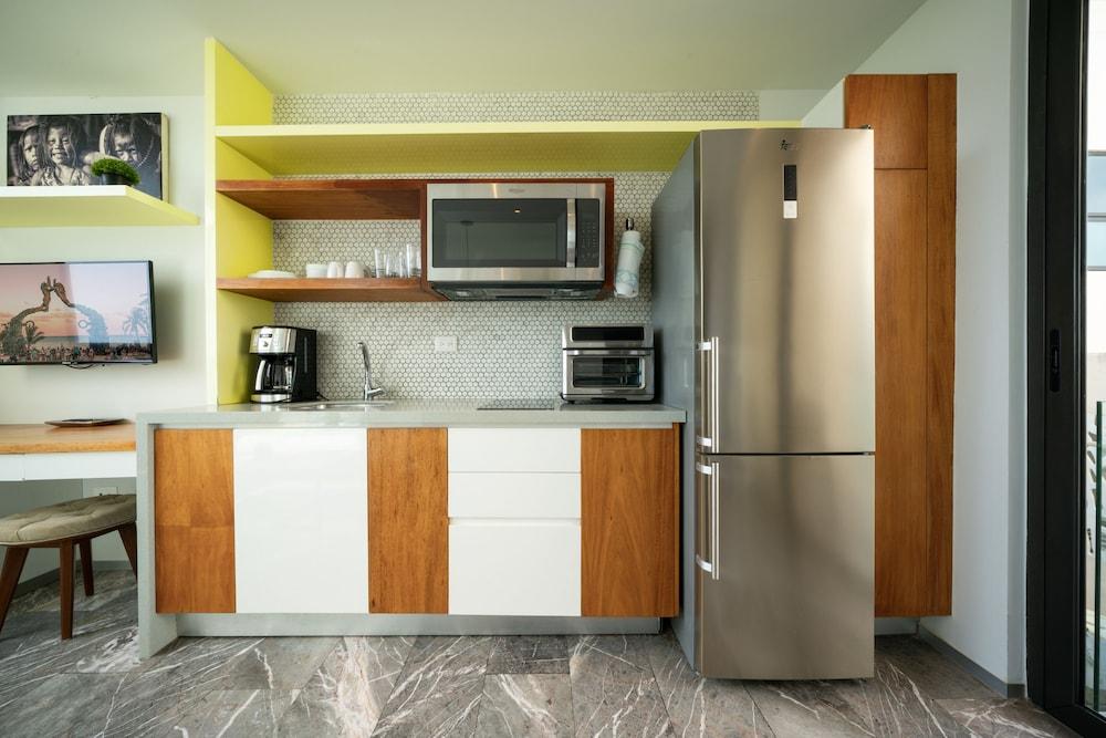 Beautiful Ocean View Condo - Joy