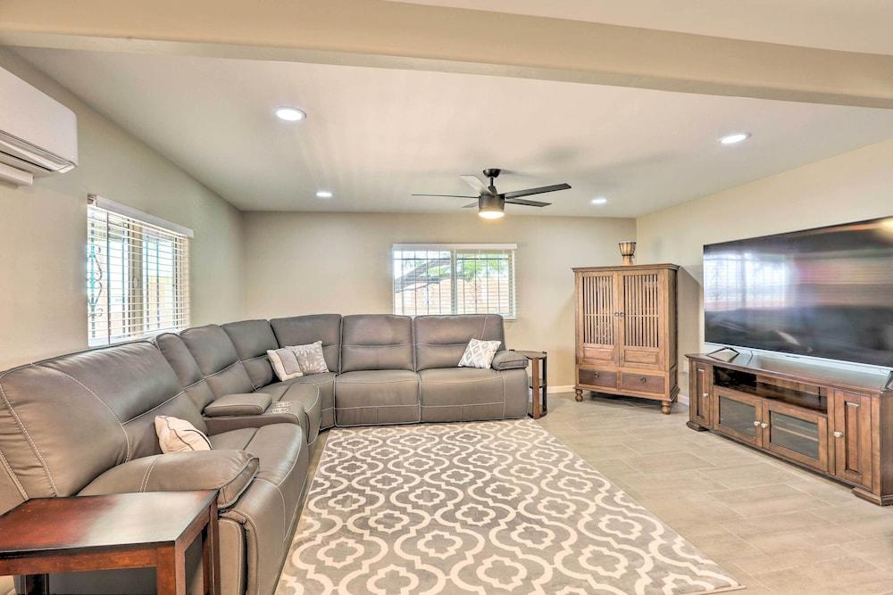 Tucson Getaway w/ Private Pool & Gas Grill!