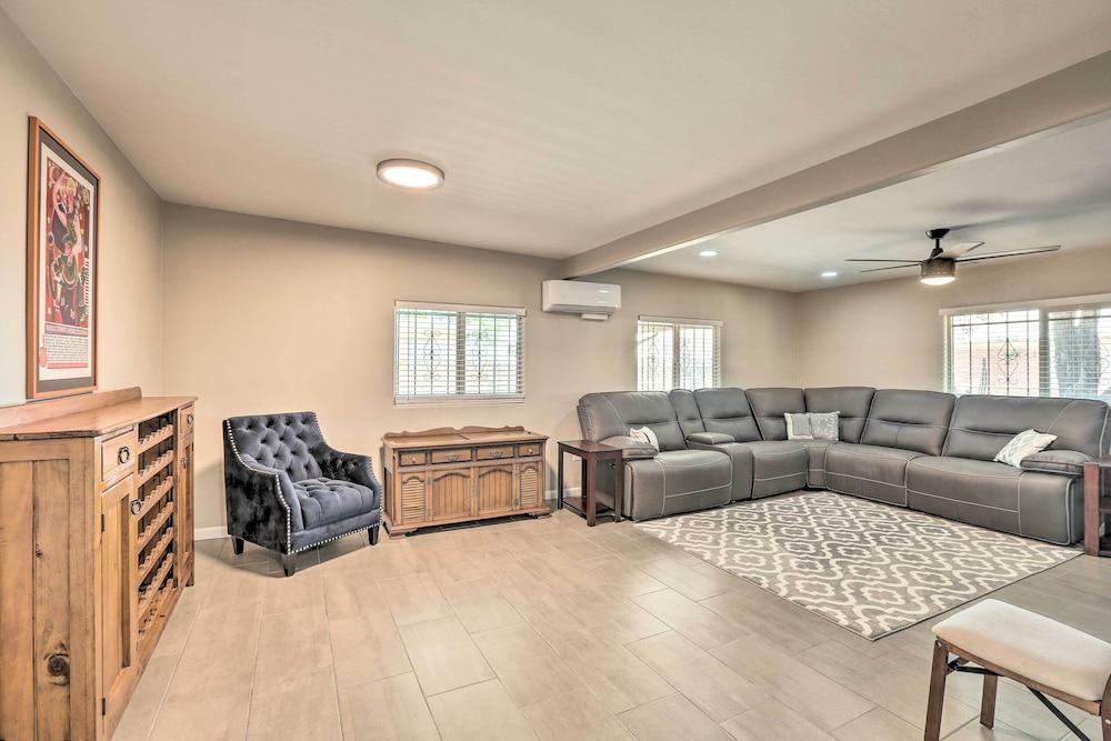 Tucson Getaway w/ Private Pool & Gas Grill!