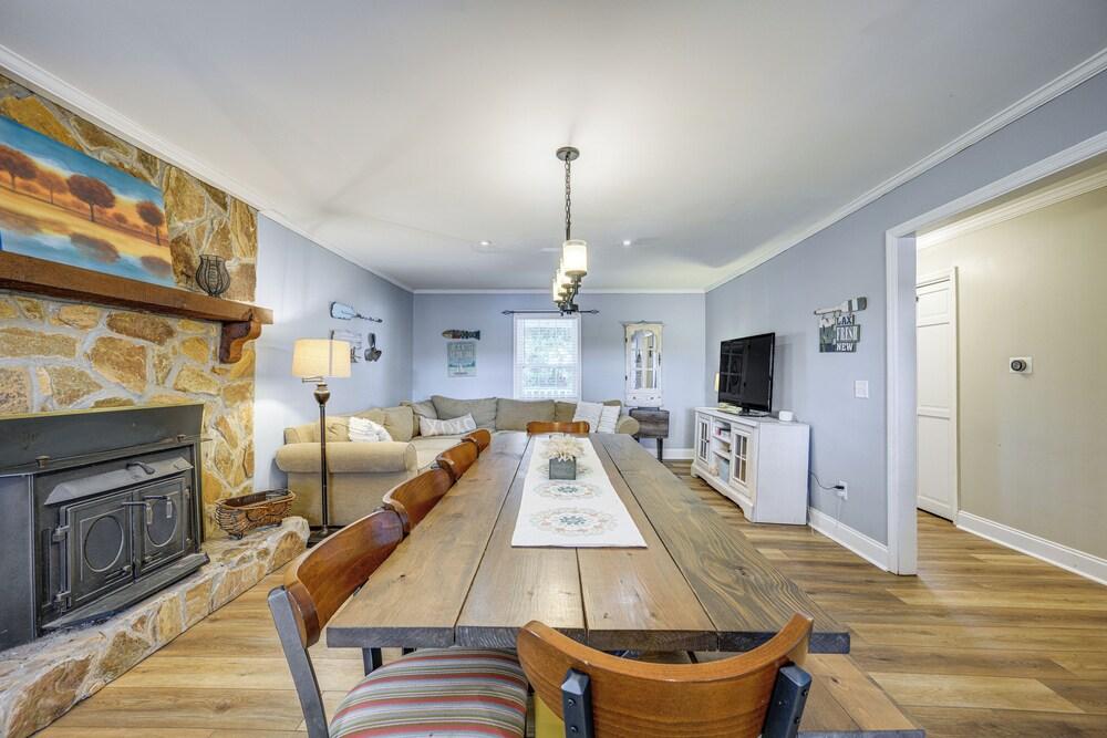 Lake Sinclair Retreat w/ Big Water Views & Dock!