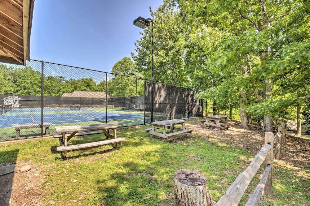 Bent Tree Cabin With Mountain & Lake Views!