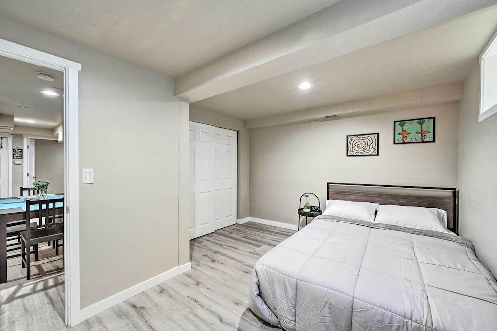 Family-friendly Seattle Escape: 8 Mi to Dtwn!