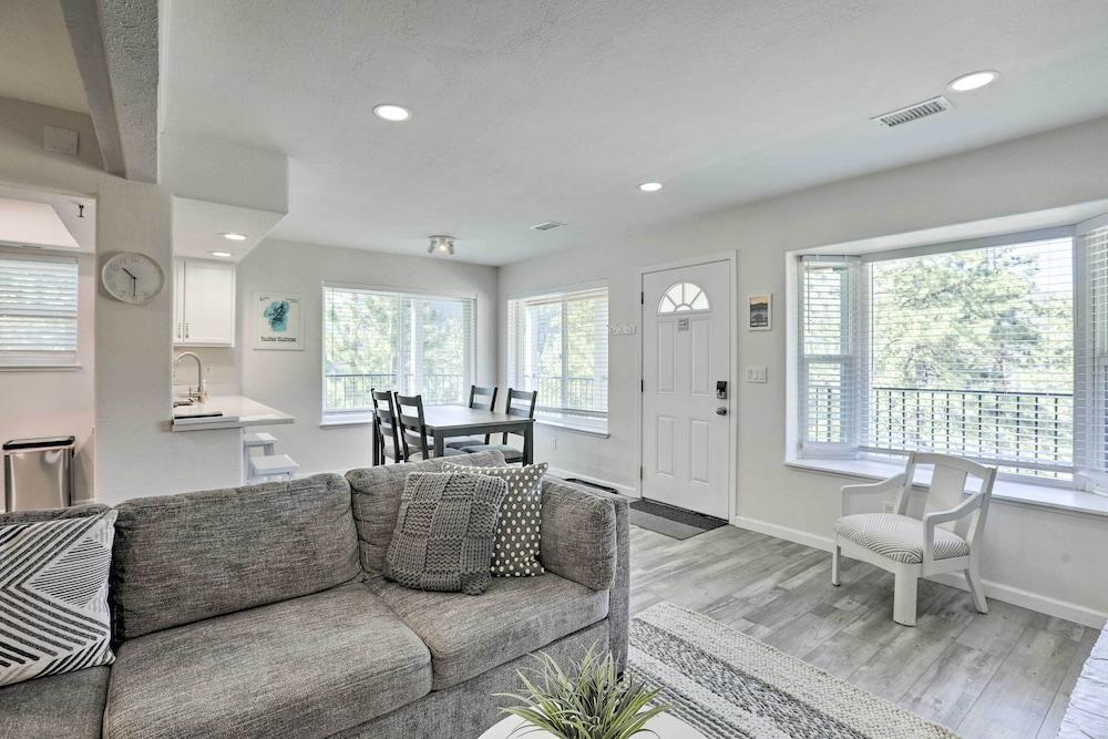 < 1 Mi to Slopes! 'heavenly Daze Chalet' in Tahoe