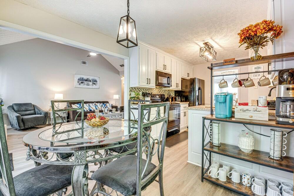 Covington Abode < 30 Mi to Stone Mtn Park!