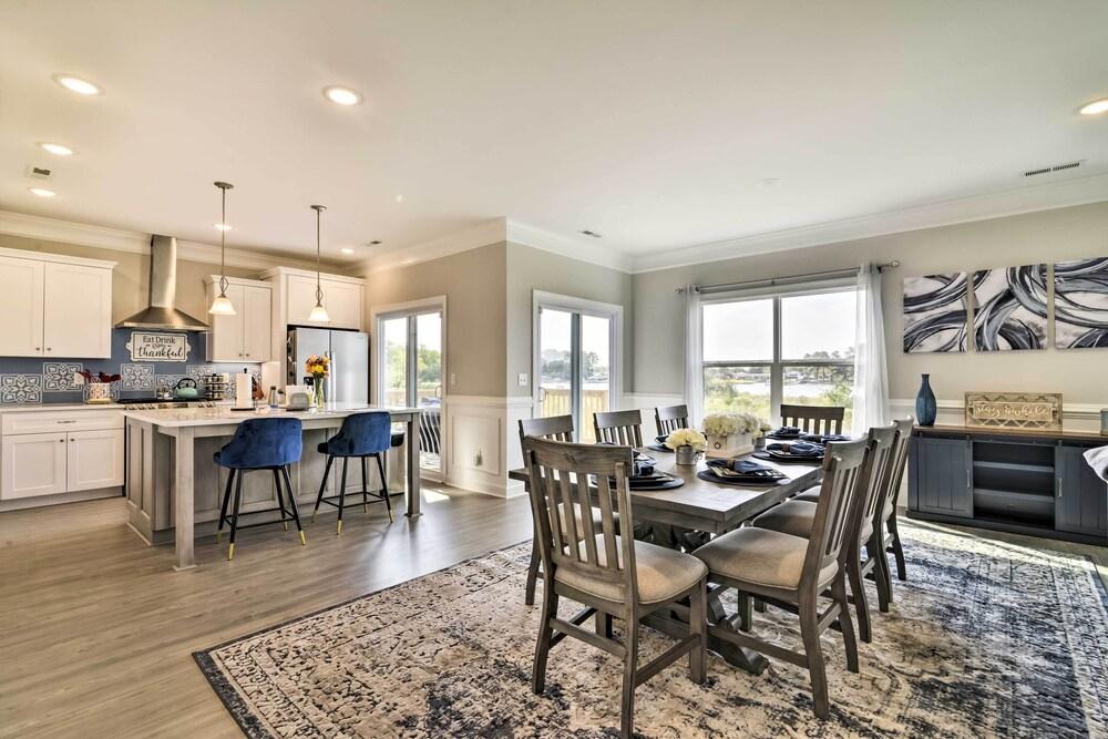 Waterfront Paradise w/ Deck ~ 1/2 Mi to Beach