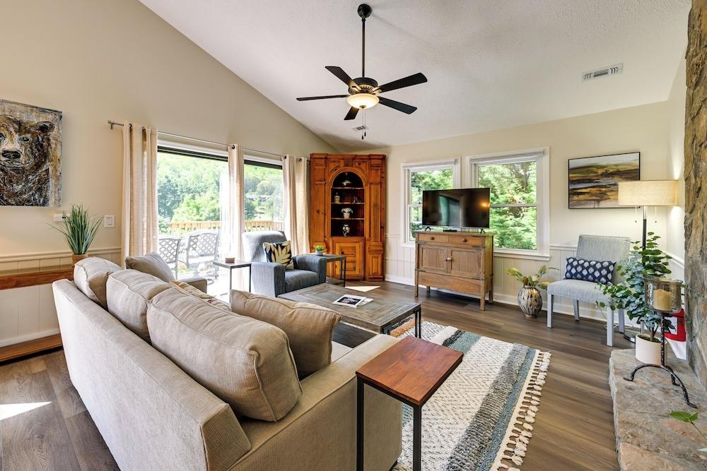 Charming Condo on Sky Valley Golf Course!