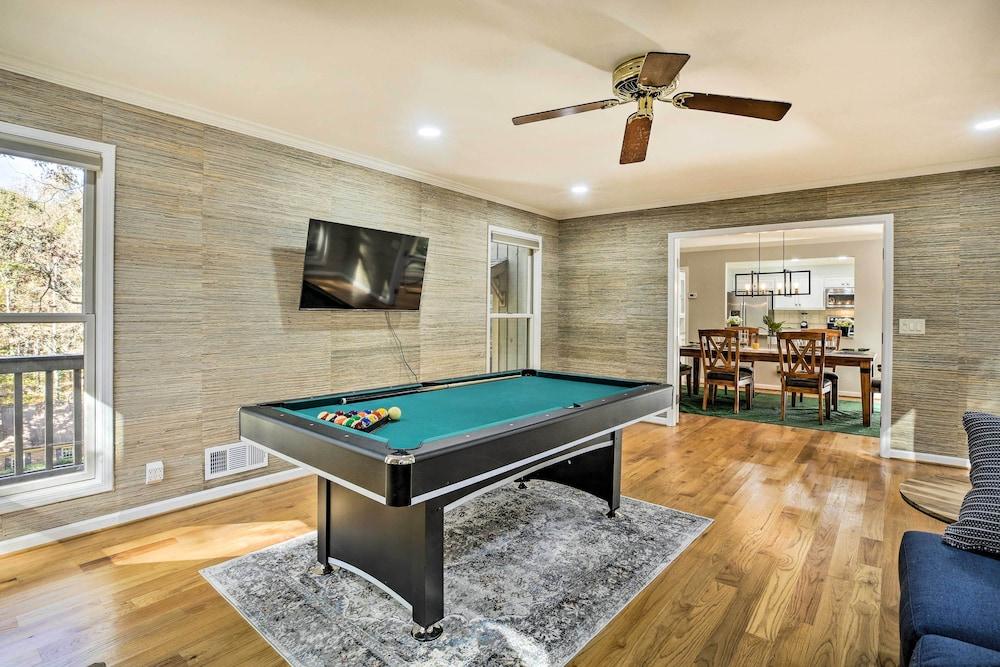 Hilltop Marietta Apt w/ Custom Design & Decor!