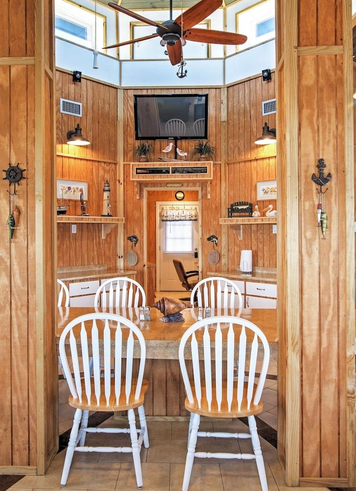 'little Blue Crab' Quaint Slidell Home: Near Lakes