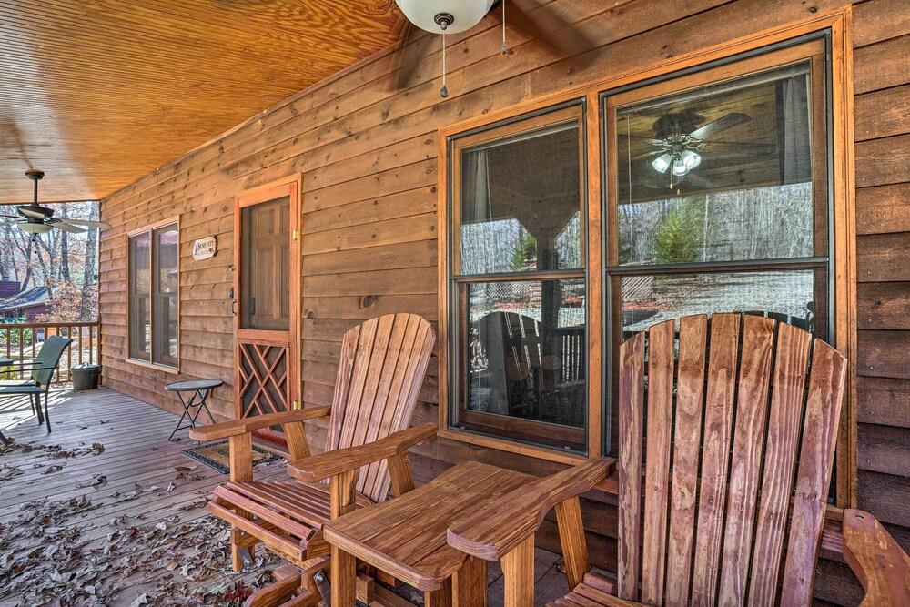 'serenity Cabin' w/ Furnished Deck