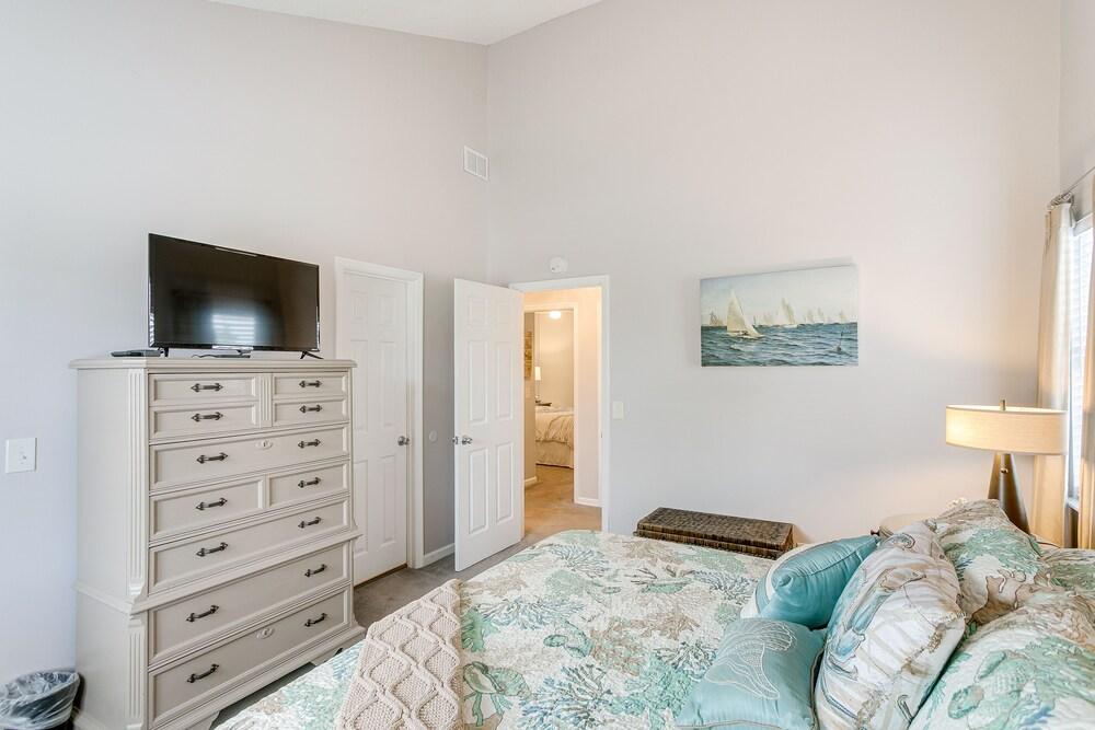 Coastal St Simons Retreat Near Gascoigne Bluff!