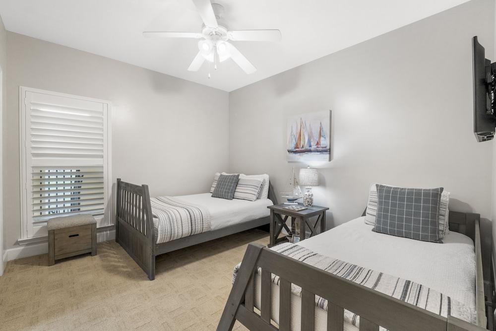 Preserve Place at Grayton Beach by PHG