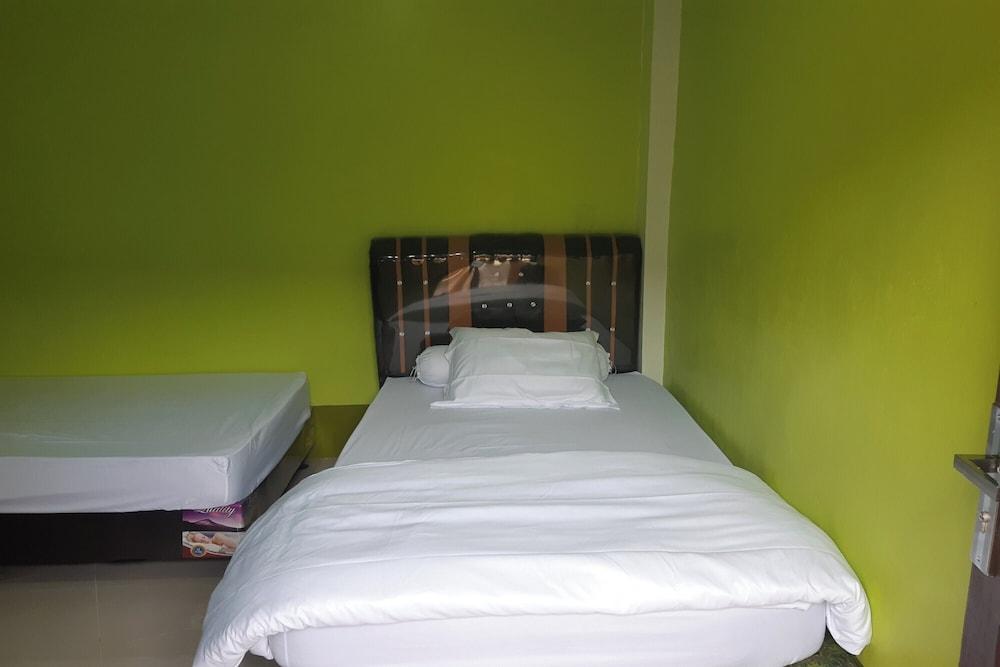 Hotel O Es Em Je Residence