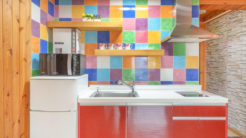 Gangwha Jeongwon Pension