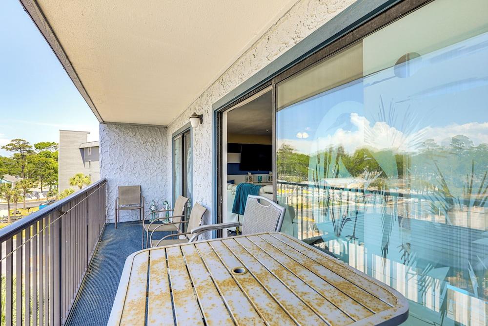 Walk to Myrtle Beach: Family Condo w/ Balcony