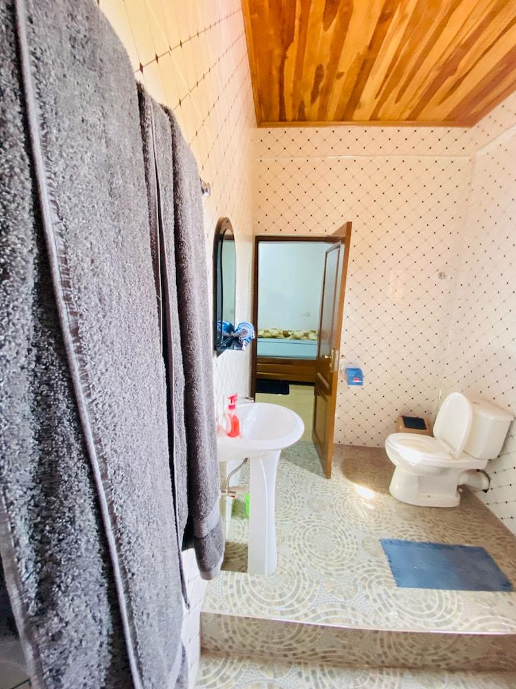 Akpe Cultural Center and Hotel