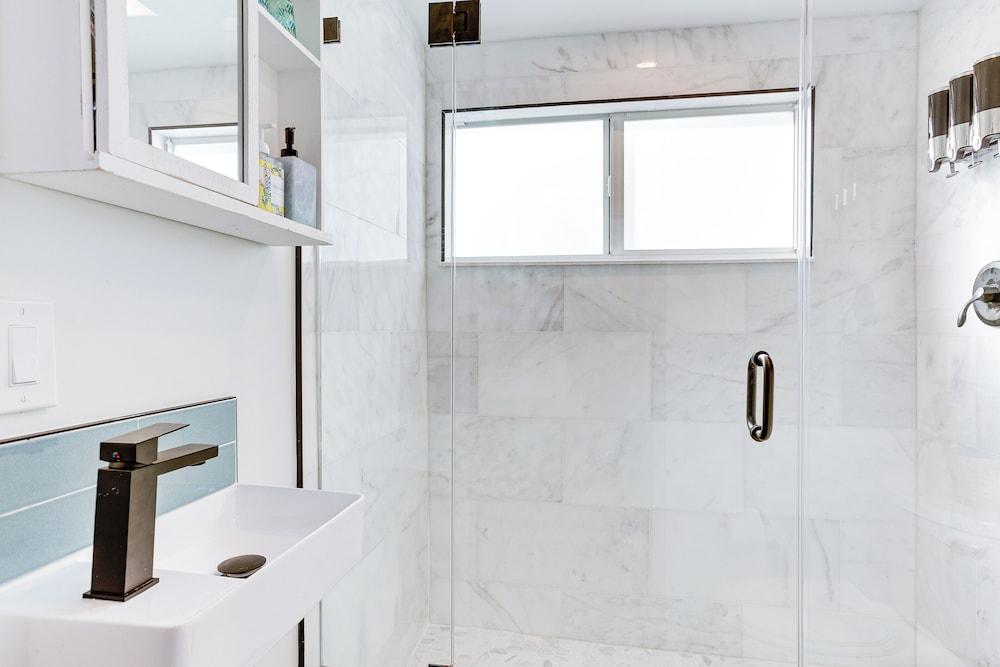 Heated Pool + Backyard: North Palm Beach Retreat!