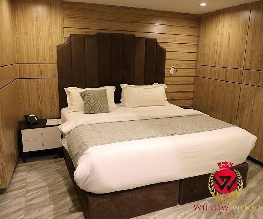 Willowwood Hotel Owerri